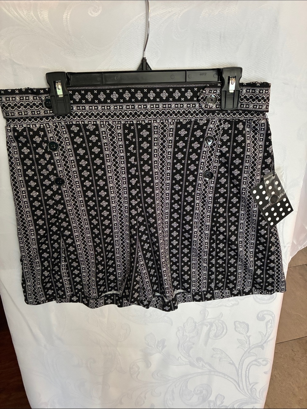 Robert Louis Black and White Printed  Shorts